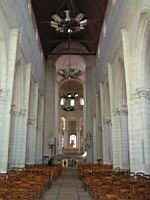 Selles sur Cher, Eglise Notre-Dame-la-Blanche, Nef (1)